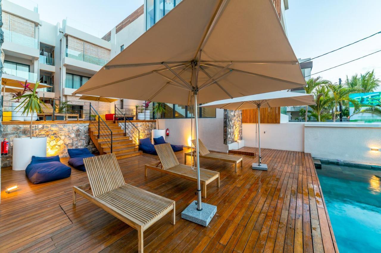 One Bay Residence Modern Contemporary Apartment Flat 4 Гранд Байе Екстериор снимка