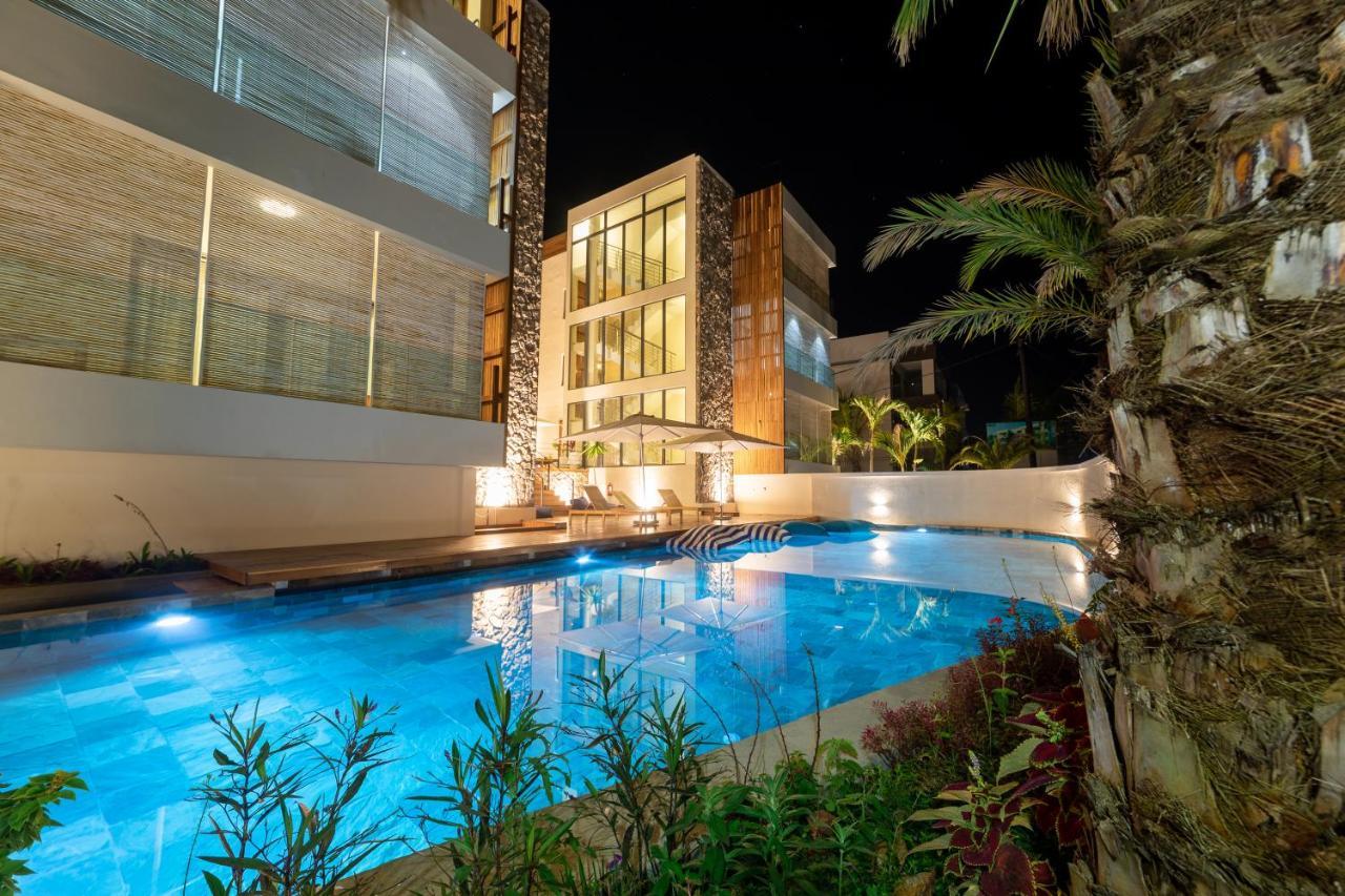 One Bay Residence Modern Contemporary Apartment Flat 4 Гранд Байе Екстериор снимка